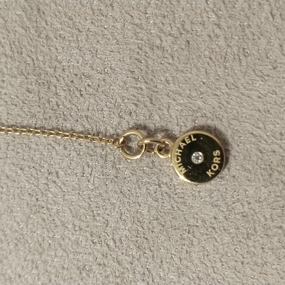 Michael Kors Necklace - Picture 3 of 3